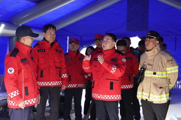 김인호 산림청장, 양양 산불현장 점검 및 산불예방 참여 호소